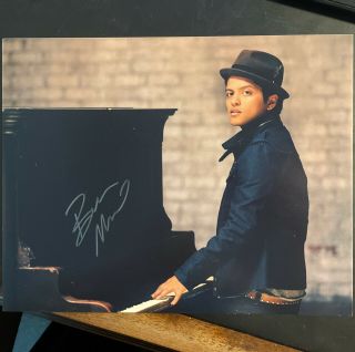 Bruno Mars Signed Photo Autographed 10x8 Rock & Pop Singer Musician Dancer