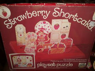 Vintage 1982 Strawberry Shortcake Playset Puzzle