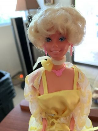 1978 Vintage Pretty Changes Barbie 2598 In Outfit W/ Earrings