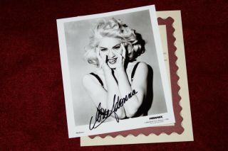 Madonna B/w Photograph Handsigned 8 X 10,  With