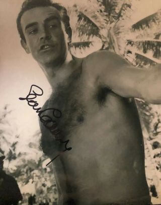 Sean Connery Autographed Signed 8.  5 X 11 Photograph James Bond 007 Dr No Reprint