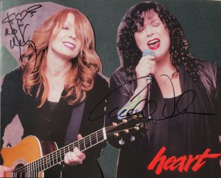 Heart Band (ann And Nancy Wilson) Signed/autographed Cutout 8x10 Photograph