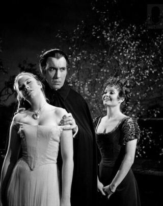 Taste The Blood Of Dracula [christopher Lee/cast] 8 " X10 " 10 " X8 " Photo 66493
