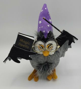 2007 Annalee 6in Owl Wizard With Magic Spells Book