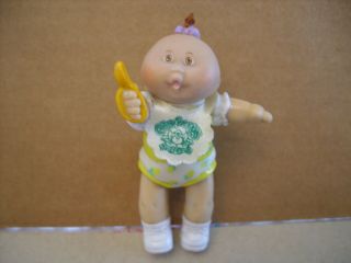 Vintage 1984 Cabbage Patch Kids Poseable Mini Doll Baby 3.  5 " Bib & Spoon