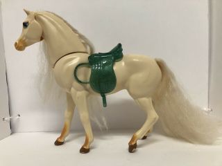 Barbie Horse Nibbles Vintage 1995 With Moving Head And Saddle.